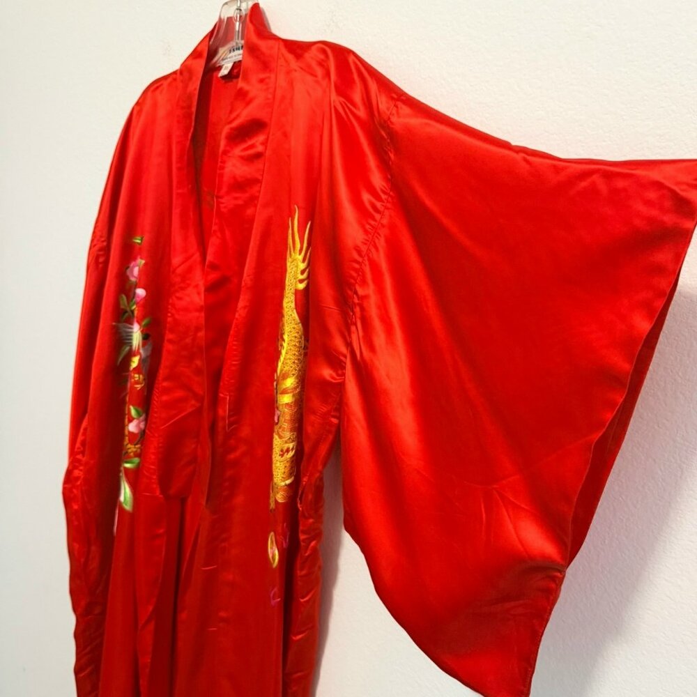 ESME 100% Silk Red Kimono Robe Embroidered Dragon (No belt) Size M ? - Picture 5 of 10